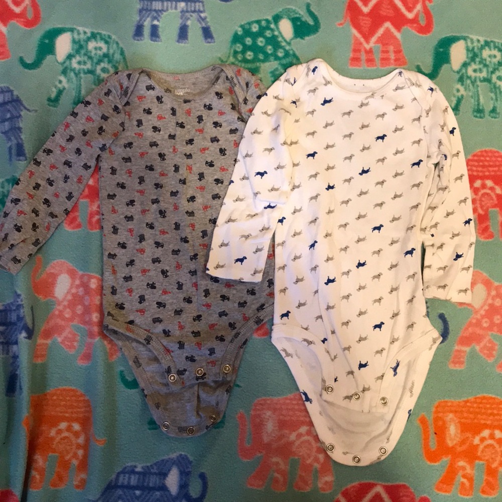 2 long sleeve onesies
